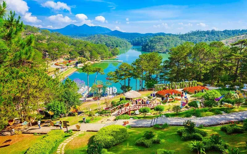 kham pha 7 diem du lich gan sai gon cho ky nghi cuoi tuan